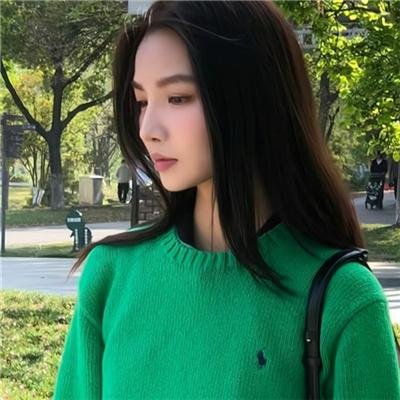 一双绣花鞋